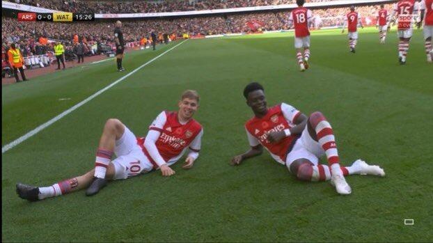 今日趣图：二哥三弟感情深，双向奔赴不离分