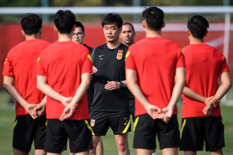 韩媒：中国仍处亚洲足球边缘位置，很难