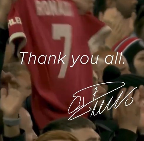 C罗感谢红军球迷:谢谢安菲尔德,我永不忘记这一刻的尊重和共情