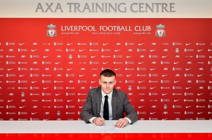 早报：巴萨1-0客胜皇家社会 C罗晒全家福小女儿首出镜