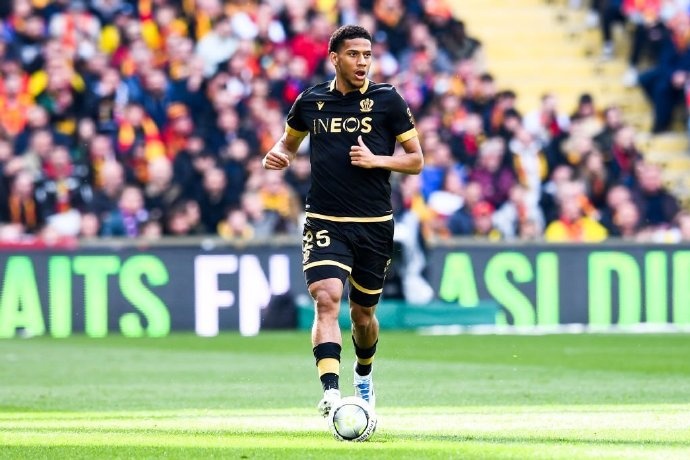 【法甲观察】急速攀升的天才中卫——托迪博