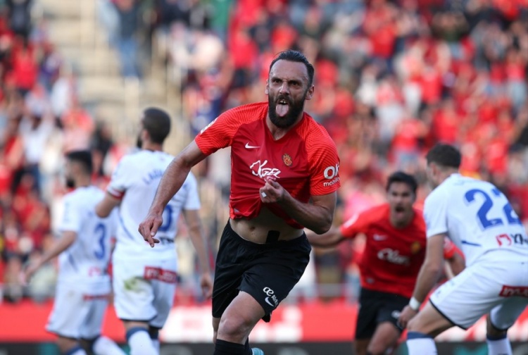 西甲一周资讯|贝蒂斯重夺国王杯;皇马夺冠指日可待