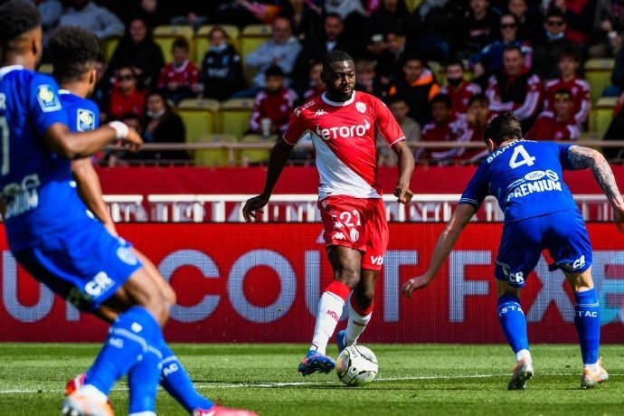 【法甲观察】摩纳哥中场新星——优素福-福法纳