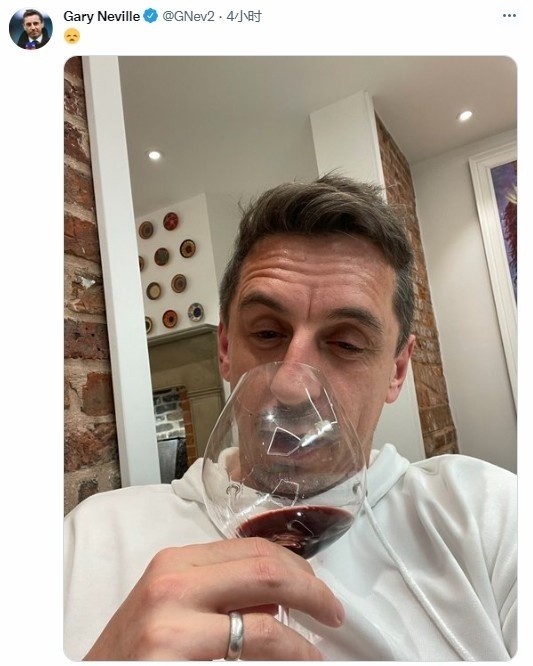 今日趣图：我等了四年，等到了皇马，但没等到你