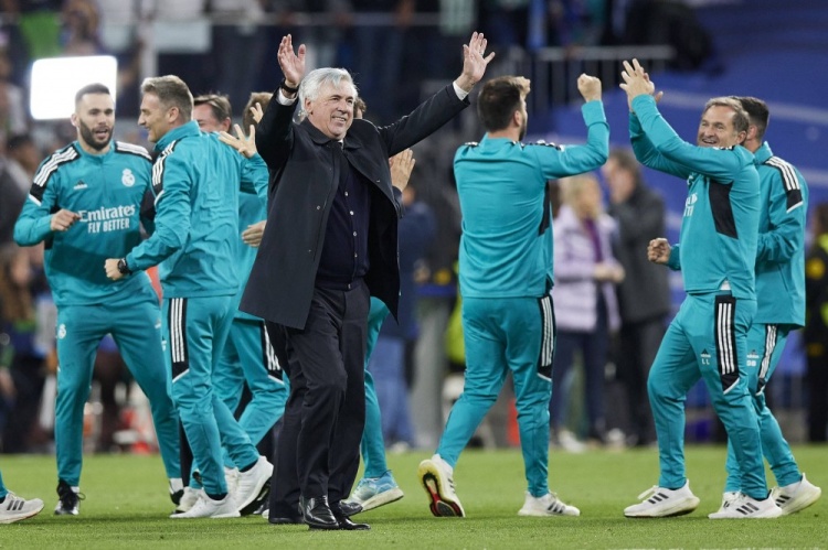 安切洛蒂社媒：神奇的旅程只剩下最后一步！加油皇家马德里！！！