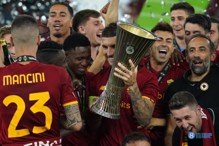 【球盟会】罗马本赛季杯赛季票售出4万张，上一次踢欧联杯场均球迷仅2.9万人