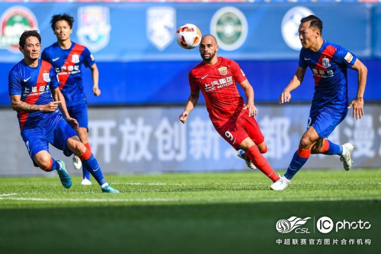 2022赛季中超联赛第7轮，上海海港1比1战平上海申花