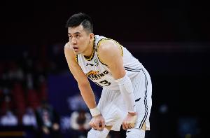 探长盘点CBA迎来合同年球员：共117人 郭艾伦&周琦领衔