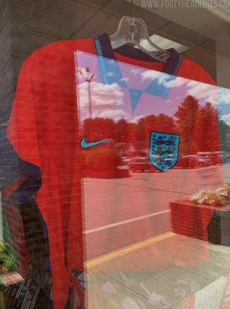 【球盟会】英格兰2022世界杯客场球衣谍照：红色主调+海军蓝样式，nike出品