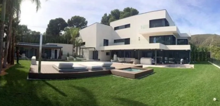 【BTC365币投】太阳报：梅西在巴塞罗那等四个地方拥有豪宅，总价值约2300万镑