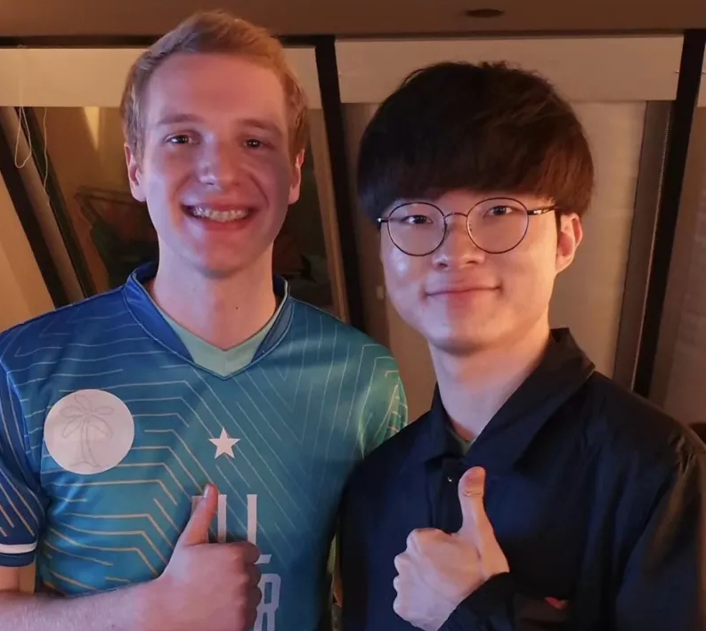 Jankos：Faker刚才跟我说Hi，这是我每次国际大赛唯一的高光