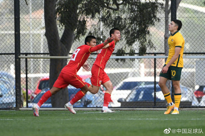 杨晨：满意对阵澳大利亚的发挥，U17这批球员可能会领衔中国足球