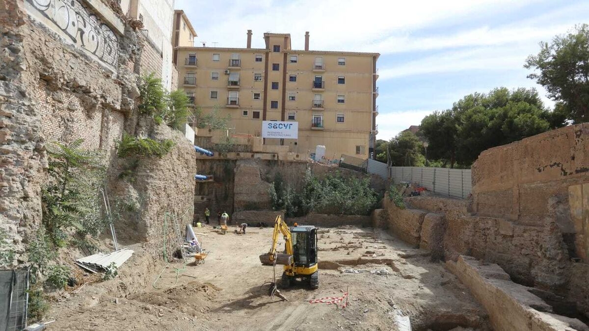 ?皮克2000万美元投资酒店挖出250座古墓 为西班牙最大墓群之一