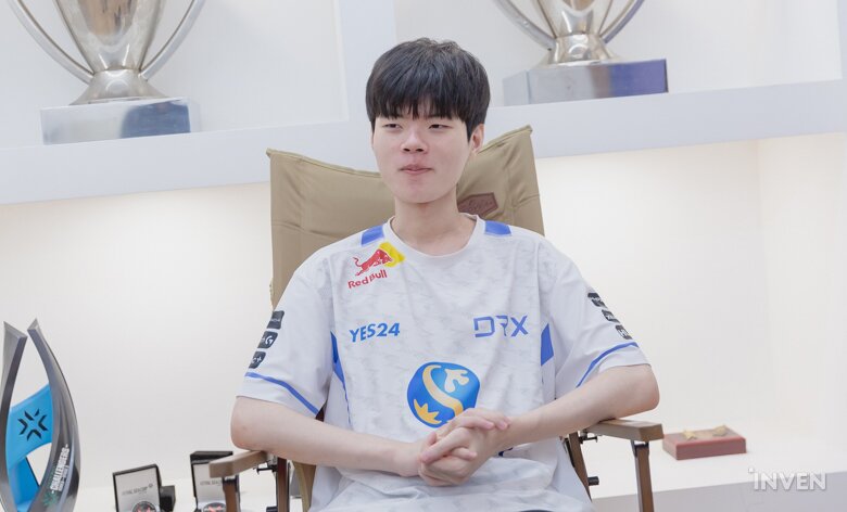 ?Deft:自己10年来的努力得到了回报 下赛季是对自己的考验