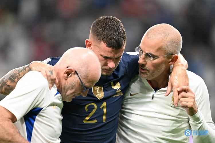 EPSN：法国队担心卢卡斯遭遇膝盖韧带重伤，会立刻安排详细检查