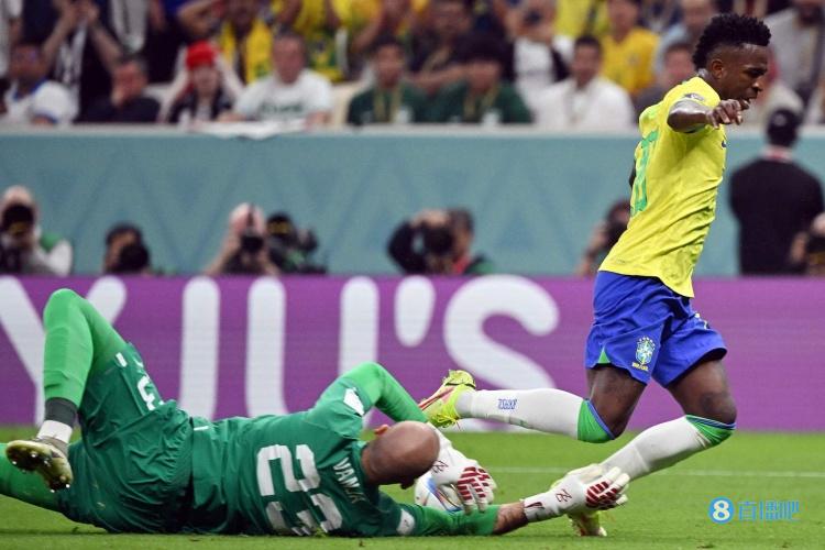 巴西vs塞尔维亚球评：千等万等，巴西人等来了想要的9号