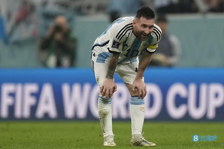 波切蒂诺：梅西为阿根廷而战，其他人应该为梅西而战
