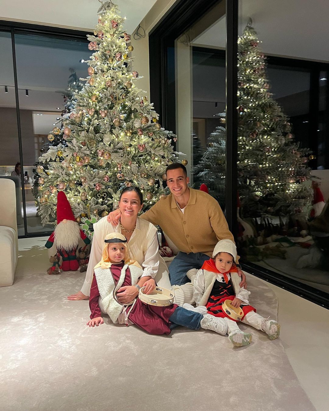 圣诞快乐?!群星给你送来圣诞祝福✨