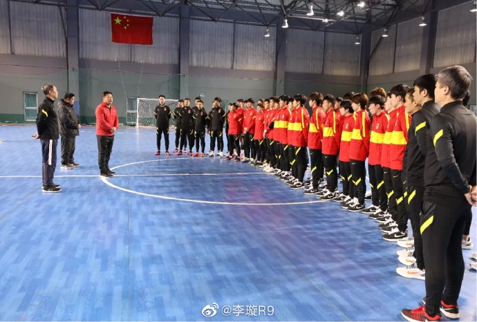 国家体育总局副局长杜兆才看望中国国家男子五人制足球队