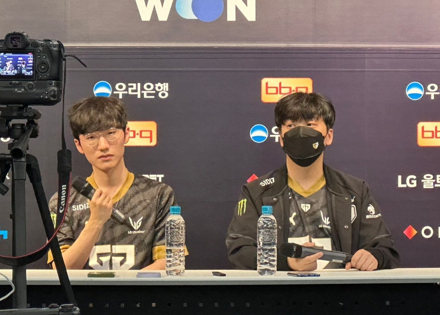 Peanut选手参与败者采访:对队友们感到抱歉