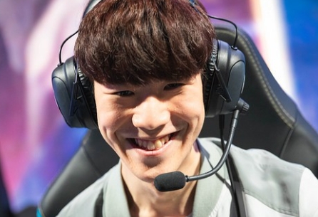 对老东家毫不留情 Theshy离开iG后 达成对iG的三战全胜