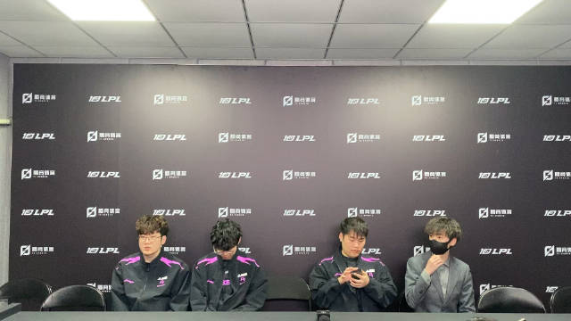 RA群访 教练：我们优势局进攻比较好 劣势局处理的方法需要加强