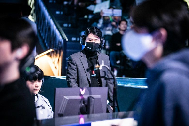 Acorn监督:队内最信任的选手是ShowMaker