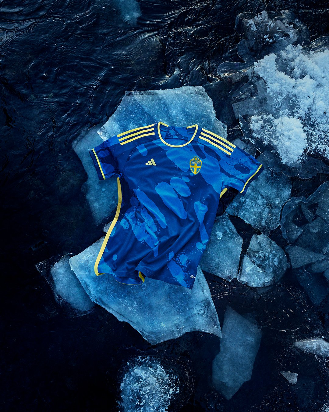 今日趣图：梅老板转头一看，大马丁你们在干什么？！