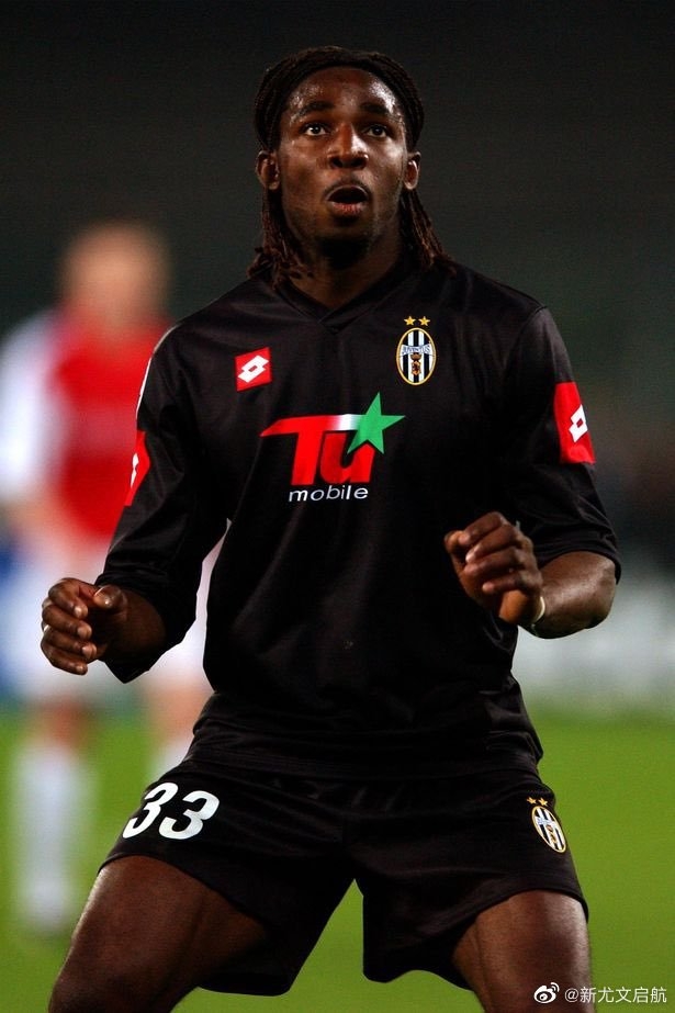 看图猜人题,难度系数满级!有没有哪位牛人认识这三位尤文球员?