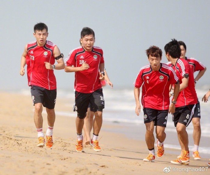 暗示？荣昊：随着一些人和事真相大白 被埋葬的梦想终于沉冤得雪