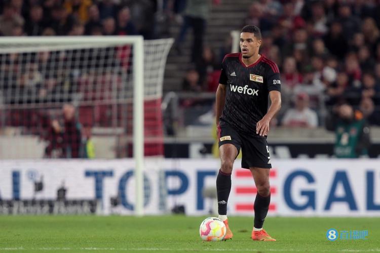 意媒：国米、那不勒斯有意柏林联24岁荷兰中卫多克希