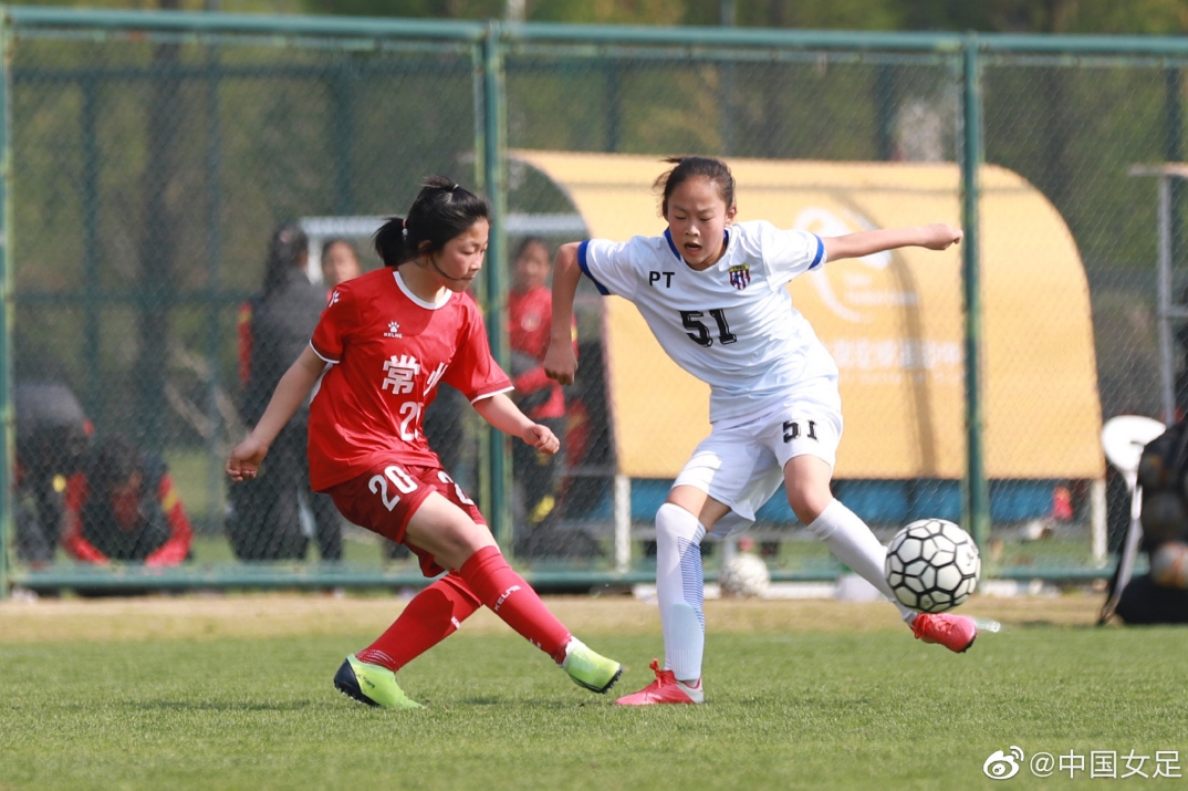 “希望杯”足球赛U12组比赛图集：上海女足VS常州女足