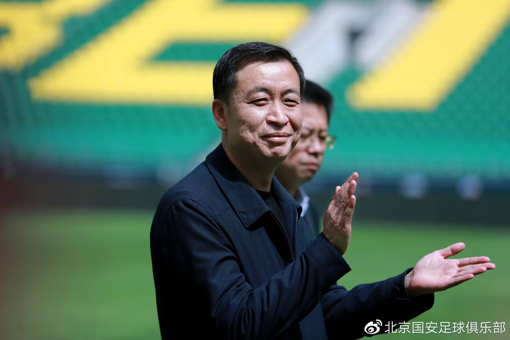 周金辉董事长探望球队：我们代表北京，这是至高的荣誉