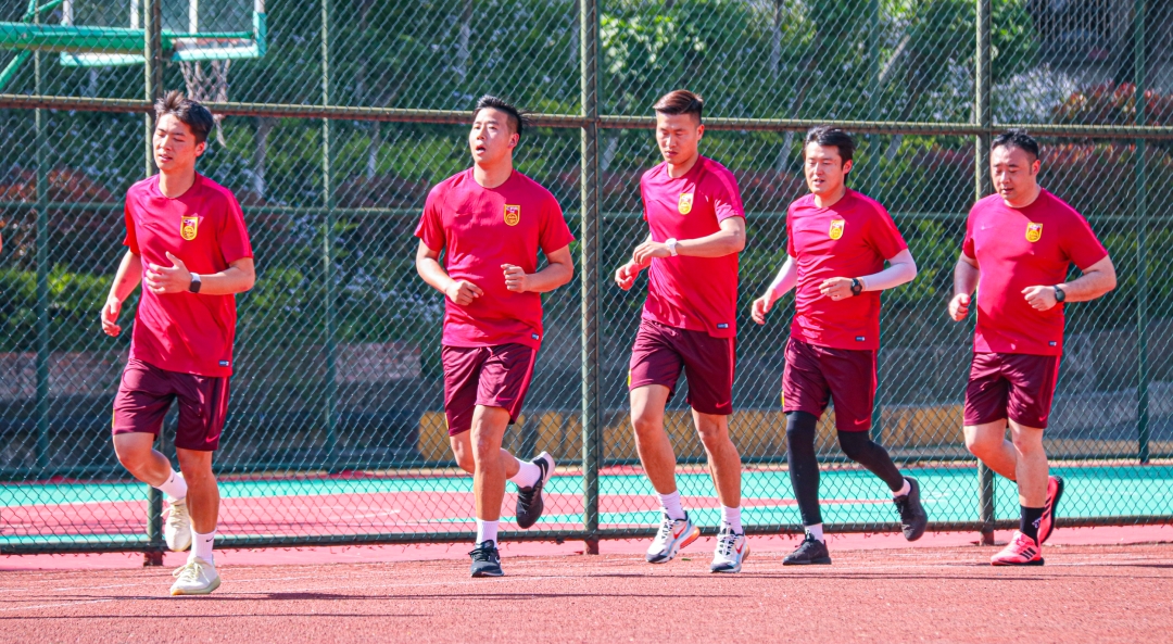 中国足协精英青训教练员和守门员教练员培训班开班