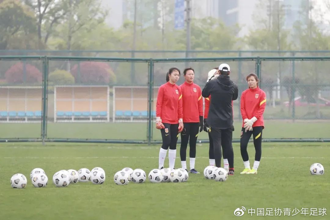中国足协U15女子足球精英训练营在苏州顺利完成