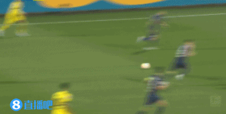 德甲-阿德耶米破门裁判判罚引争议 多特1-1波鸿先赛领先拜仁2分