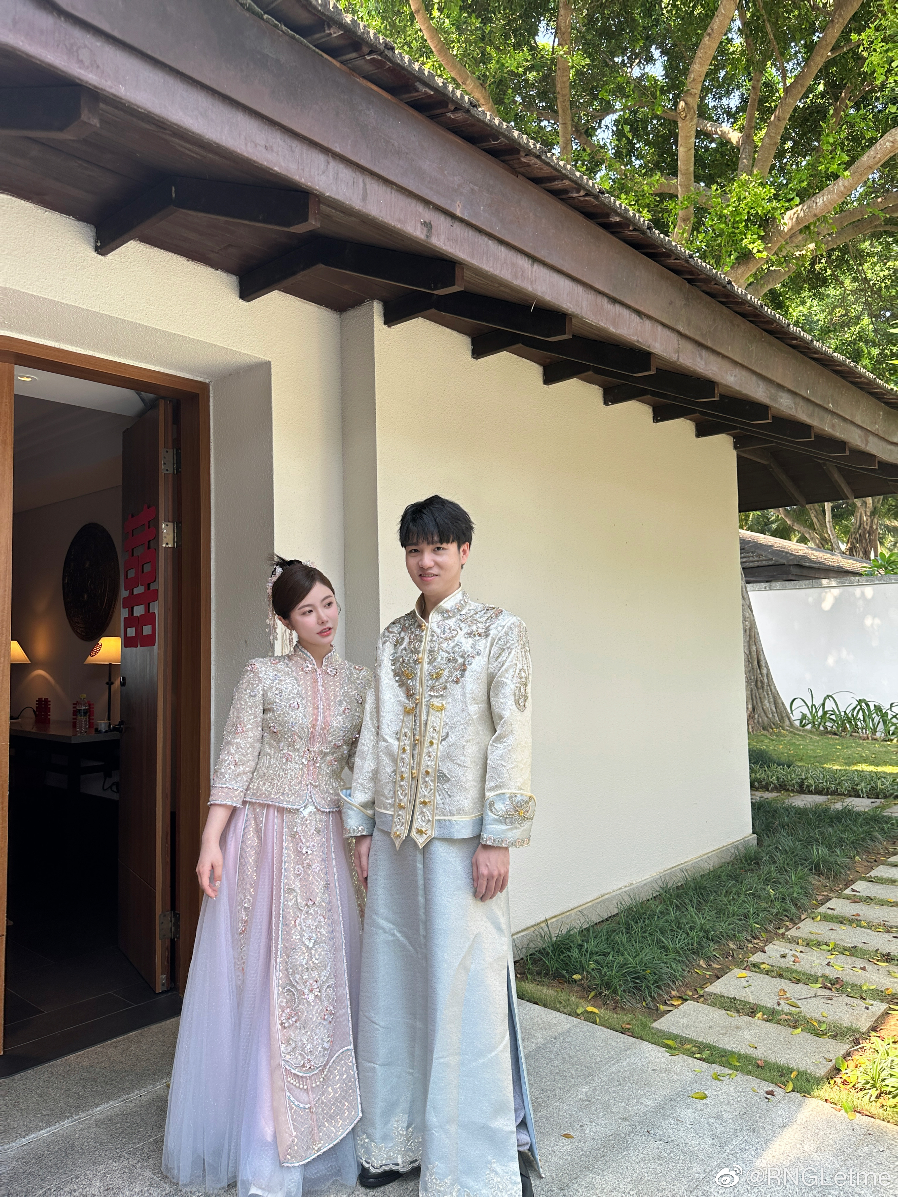 Letme晒婚纱照:这件事情真的态裤辣