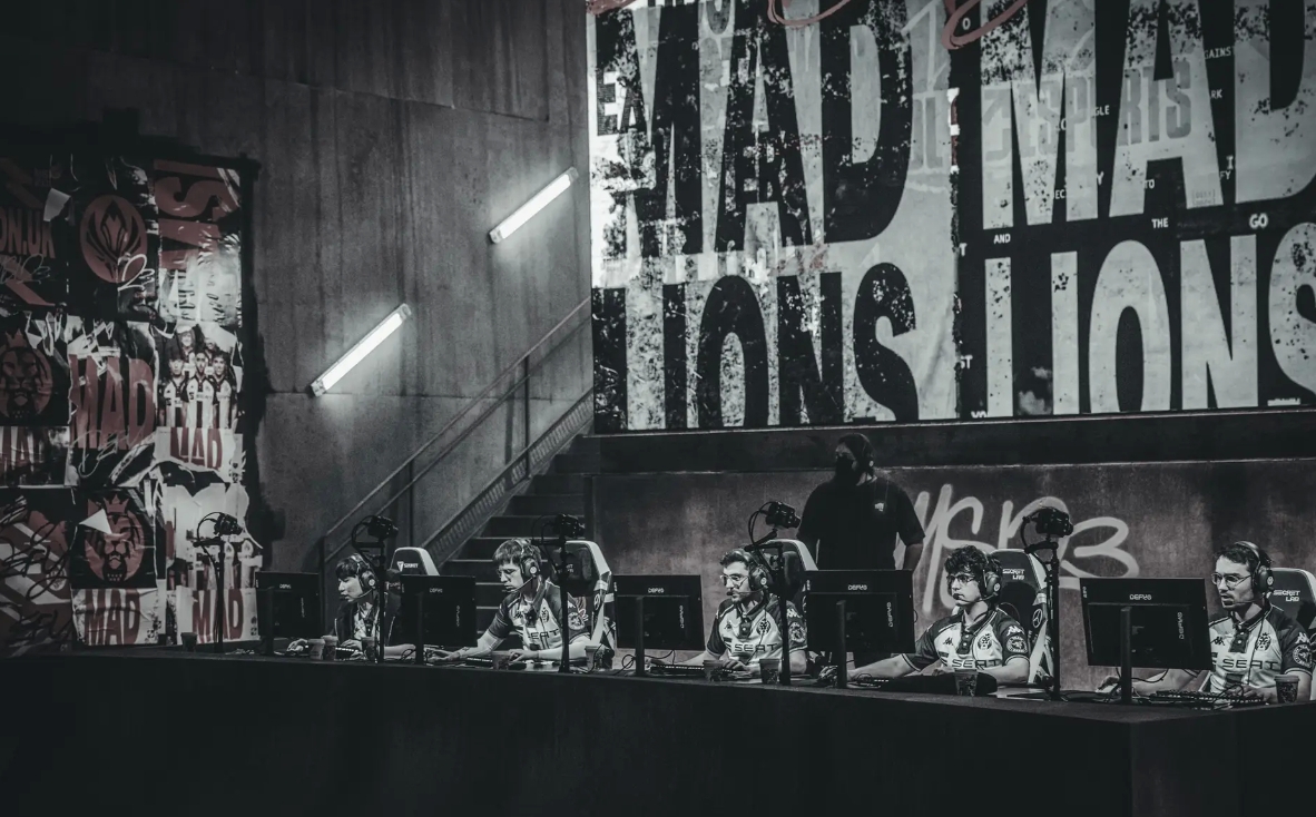 反向创造历史!MAD成为MSI历史上首支四大赛区全败出局的战队