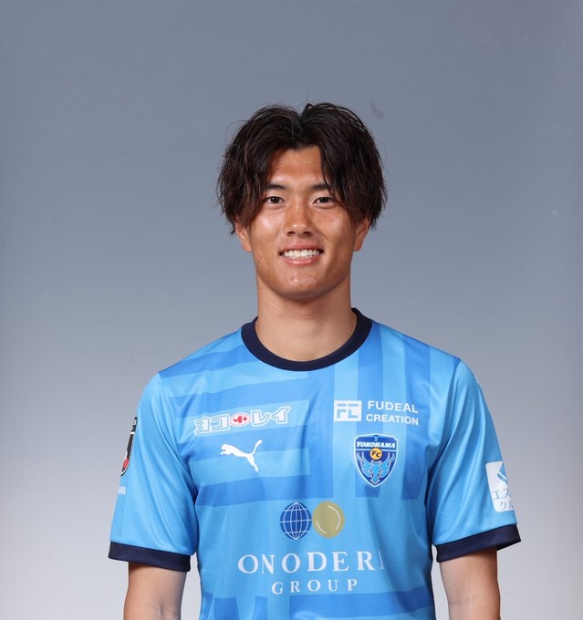 官方:横滨FC宣布前锋小川航基将加盟荷甲奈梅亨,上赛季打进26球
