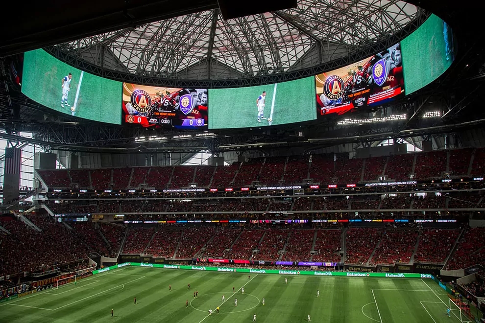 马卡:新伯纳乌球场内的360度视频记分牌已经开始进行安装