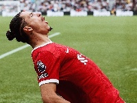 絕境的不死鳥！利物浦連續(xù)兩場比賽10人作戰(zhàn)，取得兩連勝