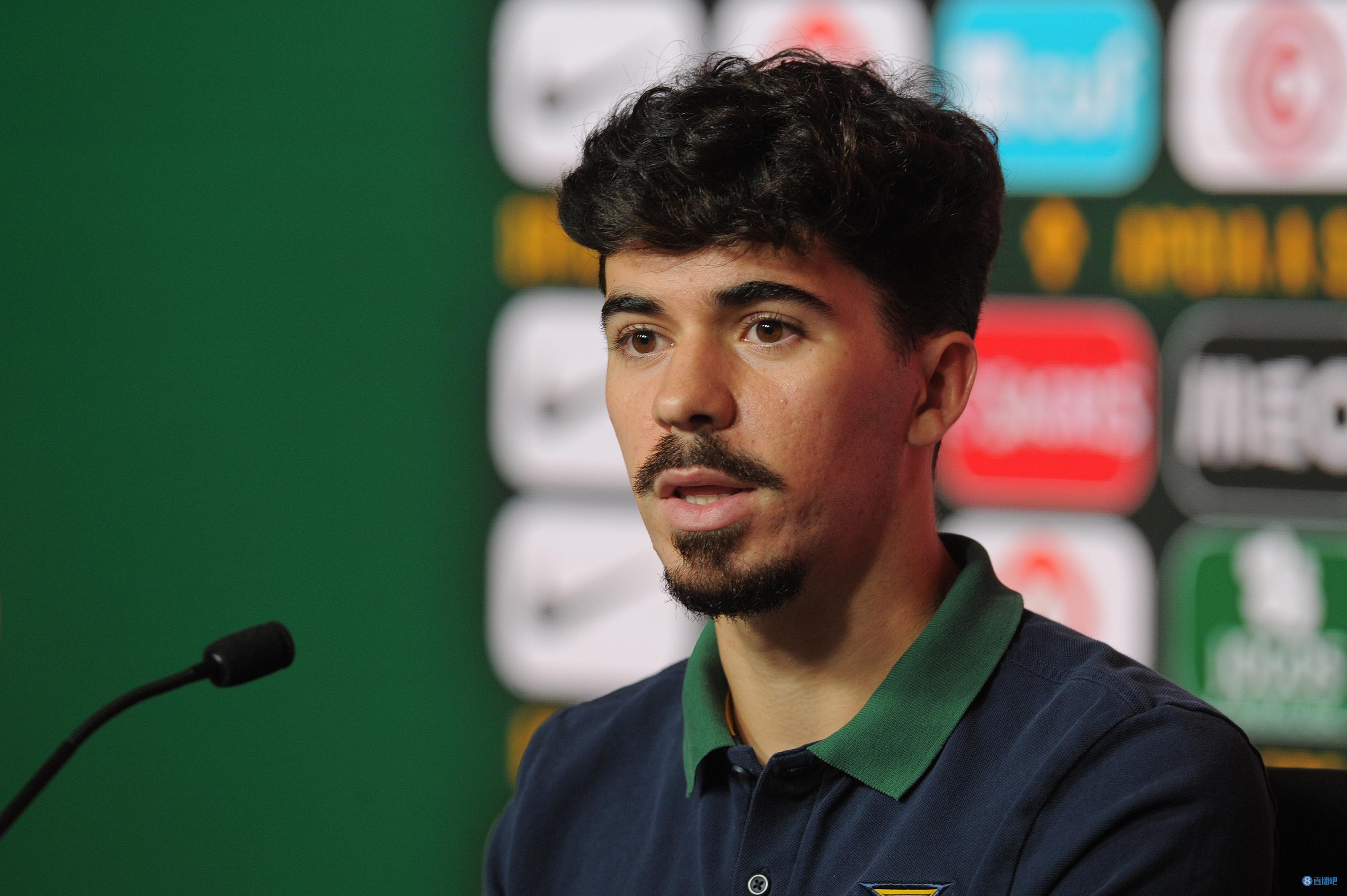 维蒂尼亚：这支葡萄牙队是印象中最强的，要努力参加欧洲杯正赛