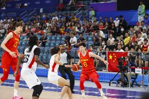 中国女篮以101-52大胜印度尼西亚女篮 威名赫赫展现实力