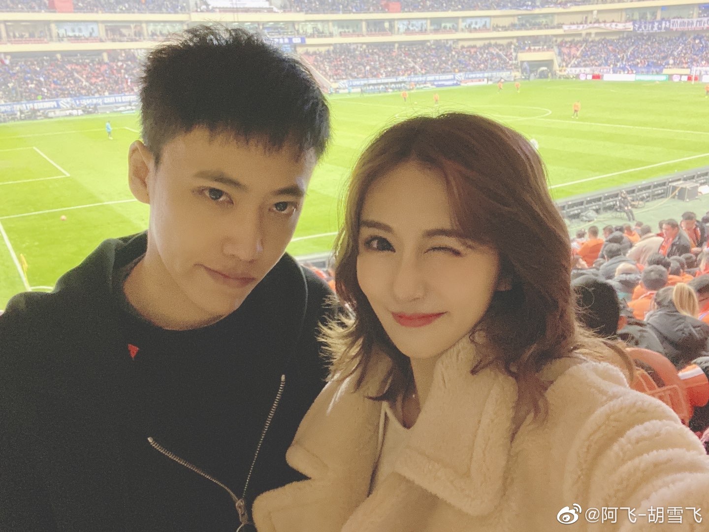 骚老婆 😭太痛了！斗鱼主机区主播阿飞被曝妻子出轨：与第三者用淘宝进行撩骚-直播吧手机版