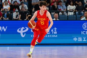 中国女篮热身赛惊险胜澳大利亚 娜受访分享胜利秘诀
