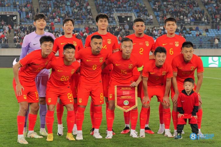 徐亮谈国足2-0越南：低级失误多，让球迷看不到希望的一场比赛