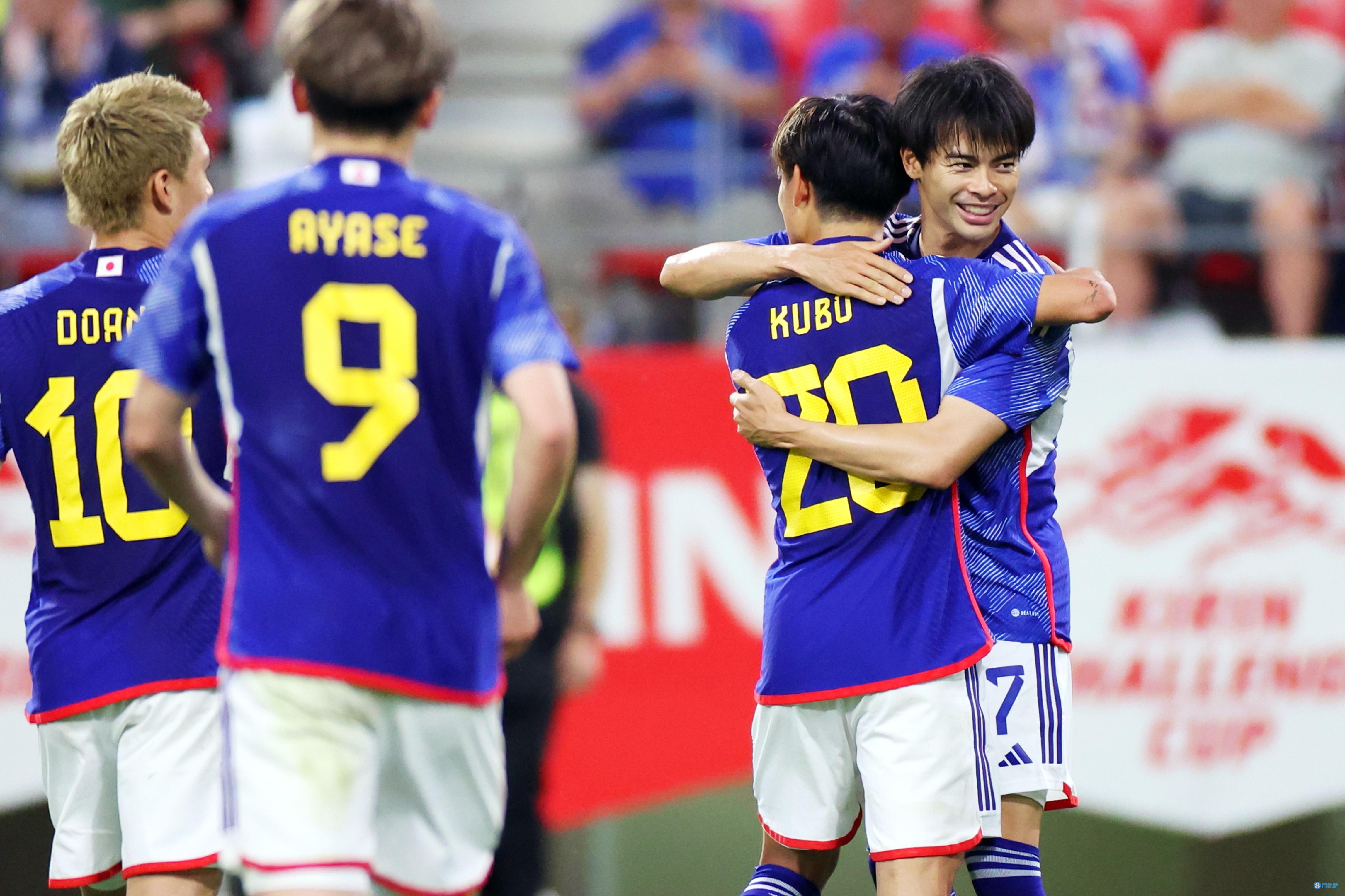 中日足球差几个维度？足球报：日本旅欧球员都能组3支国家队
