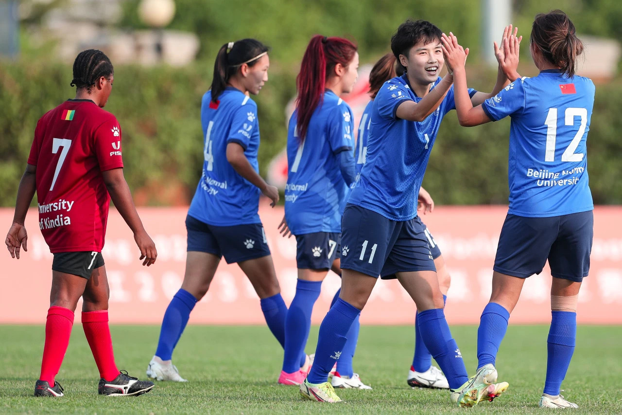 北京师范大学女足小组赛三战全胜晋级，四强将对阵法国波尔多大学
