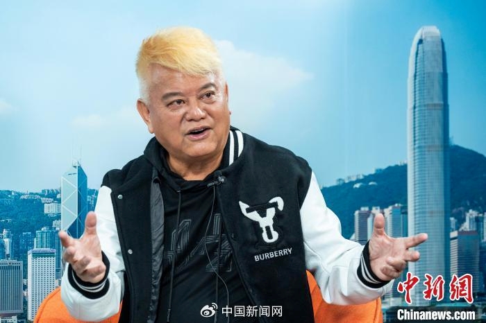 中新网专访73岁陈百祥：“村超”走红看天，踢球想赢在人