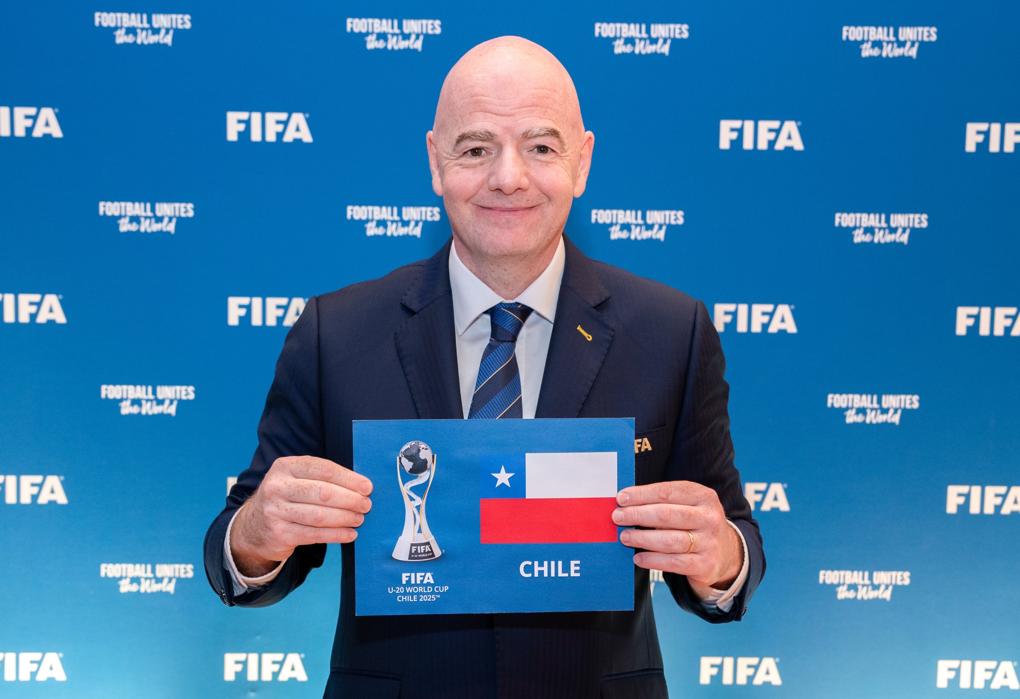 官方：智利举办2025年U20世界杯，波兰举办2026年U20女足世界杯